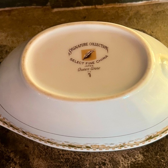 VTG Signature Queen Anne Gravy Boat Oval Green MCM Fine China Serving - Picture 4 of 10